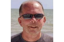 Photo of Robert Mason Photo of Robert Mason